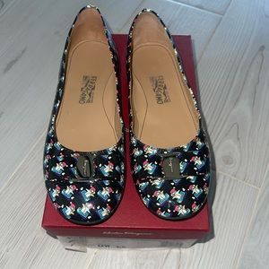 Salvatore Ferragamo kids flats